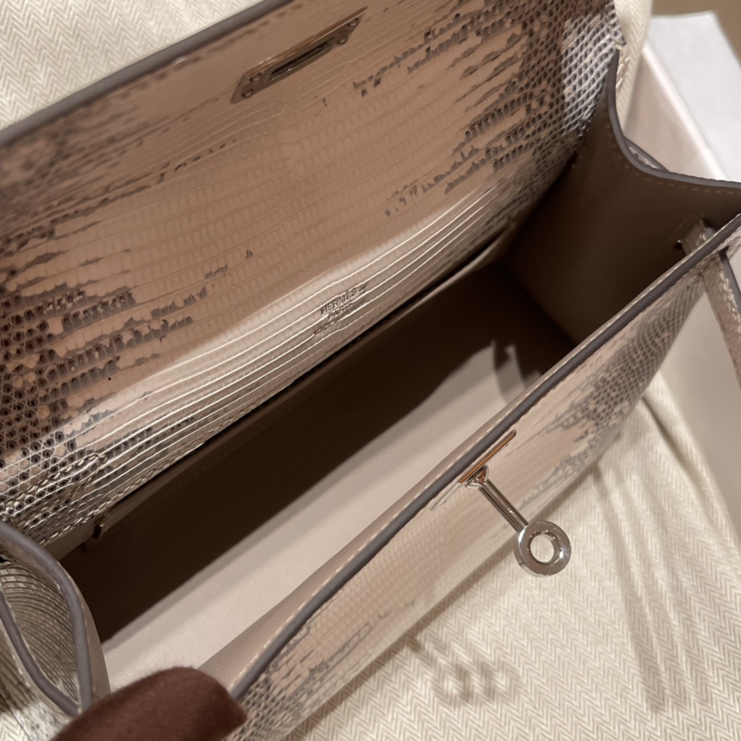 에르메스 미니 켈리백22 히말라야 리자드 가죽